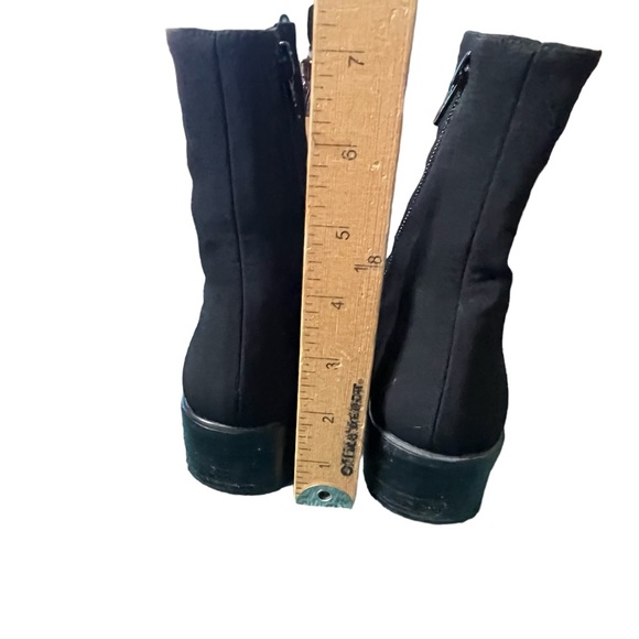 Stuart Weitzman Boots Size 6.5 B - Picture 9 of 11